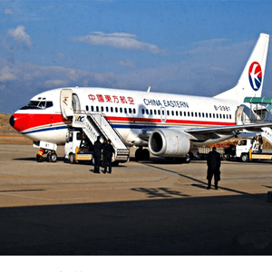 和田昆冈航空运输航空快运业稳步发展的原因是什么？